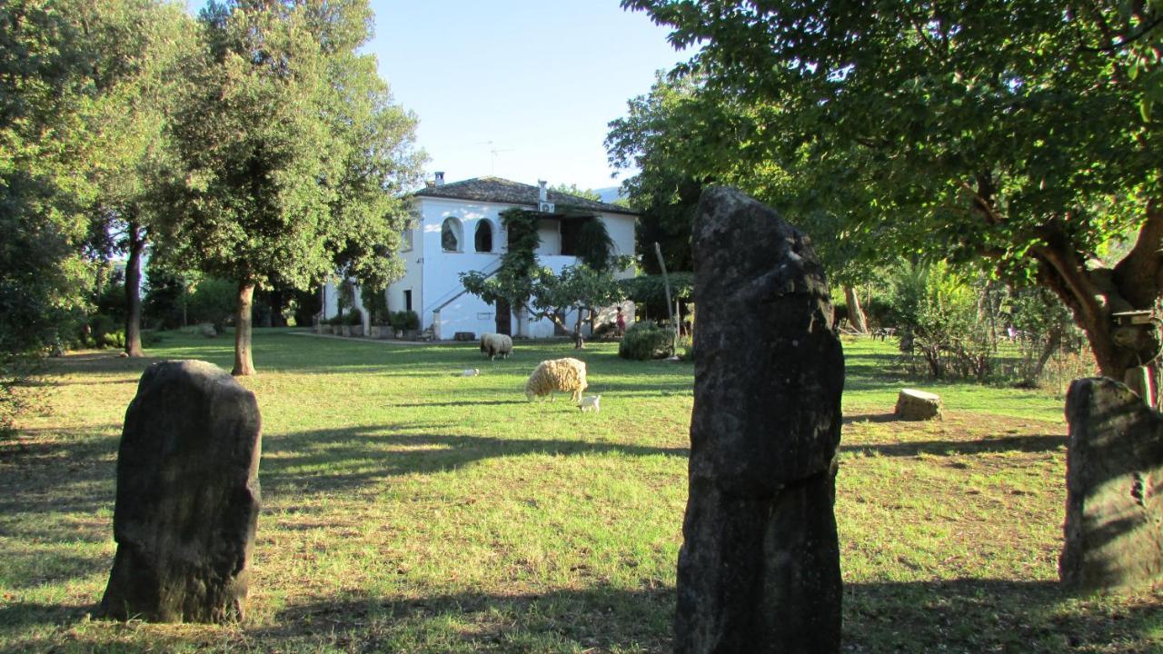 Agriturismo "Borgo Madonna Degli Angeli" - Charming Cottages In The Gardens ! Tocco da Casauria المظهر الخارجي الصورة
