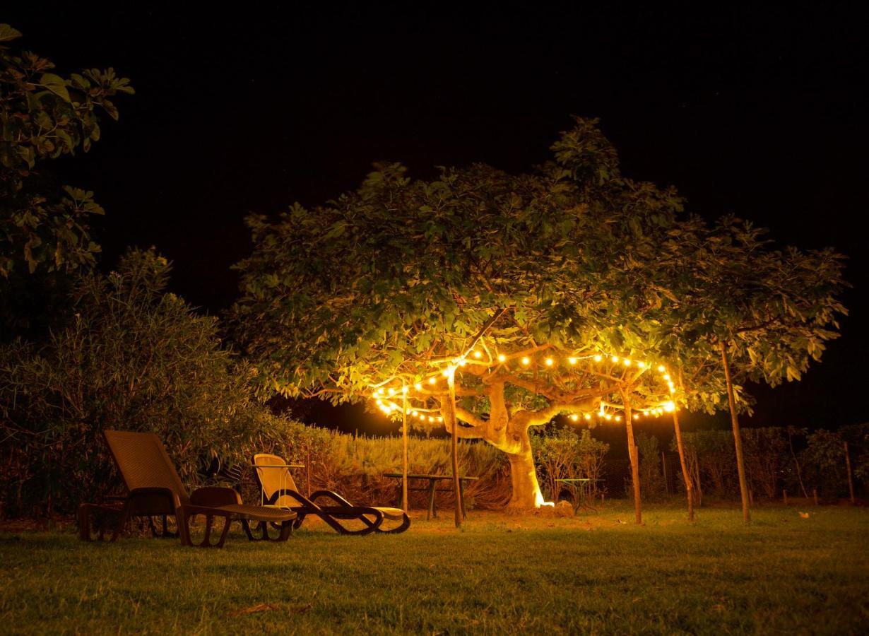 Agriturismo "Borgo Madonna Degli Angeli" - Charming Cottages In The Gardens ! Tocco da Casauria المظهر الخارجي الصورة