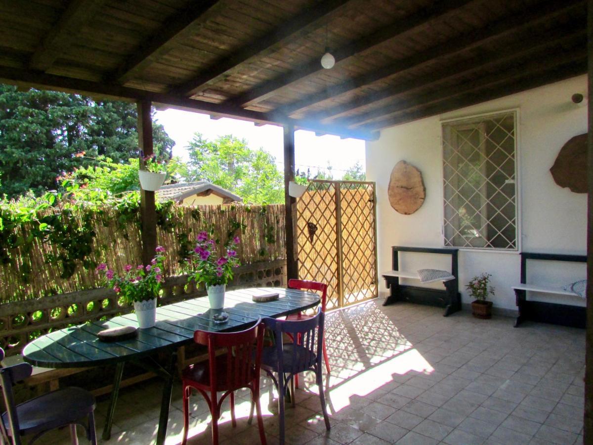 Agriturismo "Borgo Madonna Degli Angeli" - Charming Cottages In The Gardens ! Tocco da Casauria المظهر الخارجي الصورة
