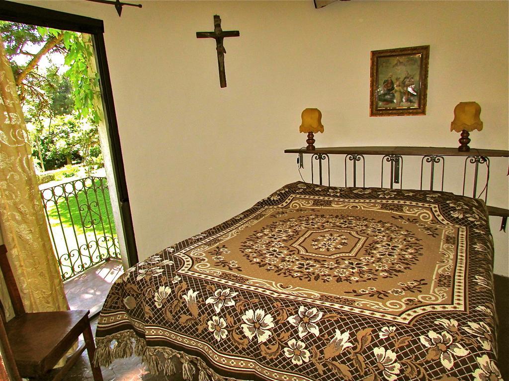 Agriturismo "Borgo Madonna Degli Angeli" - Charming Cottages In The Gardens ! Tocco da Casauria المظهر الخارجي الصورة